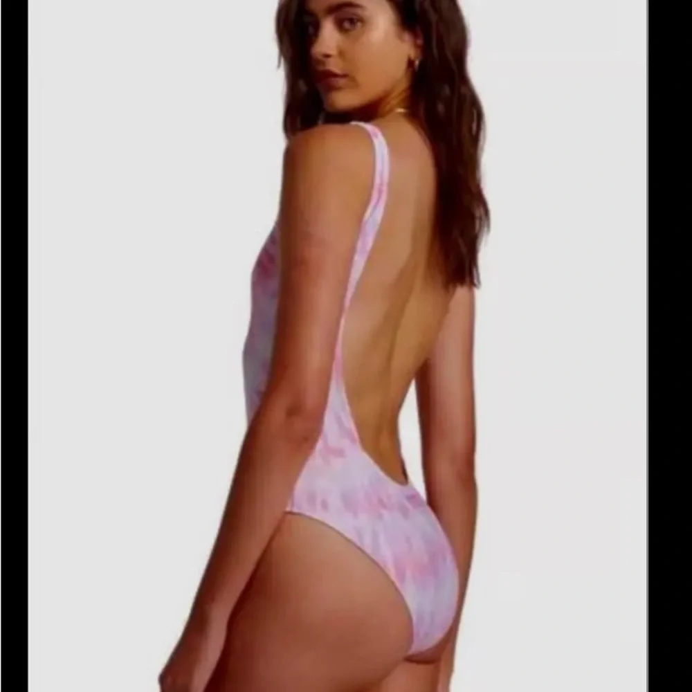 Billabong women’s one piece keep it mellow swimsuit - Picture 6 of 6